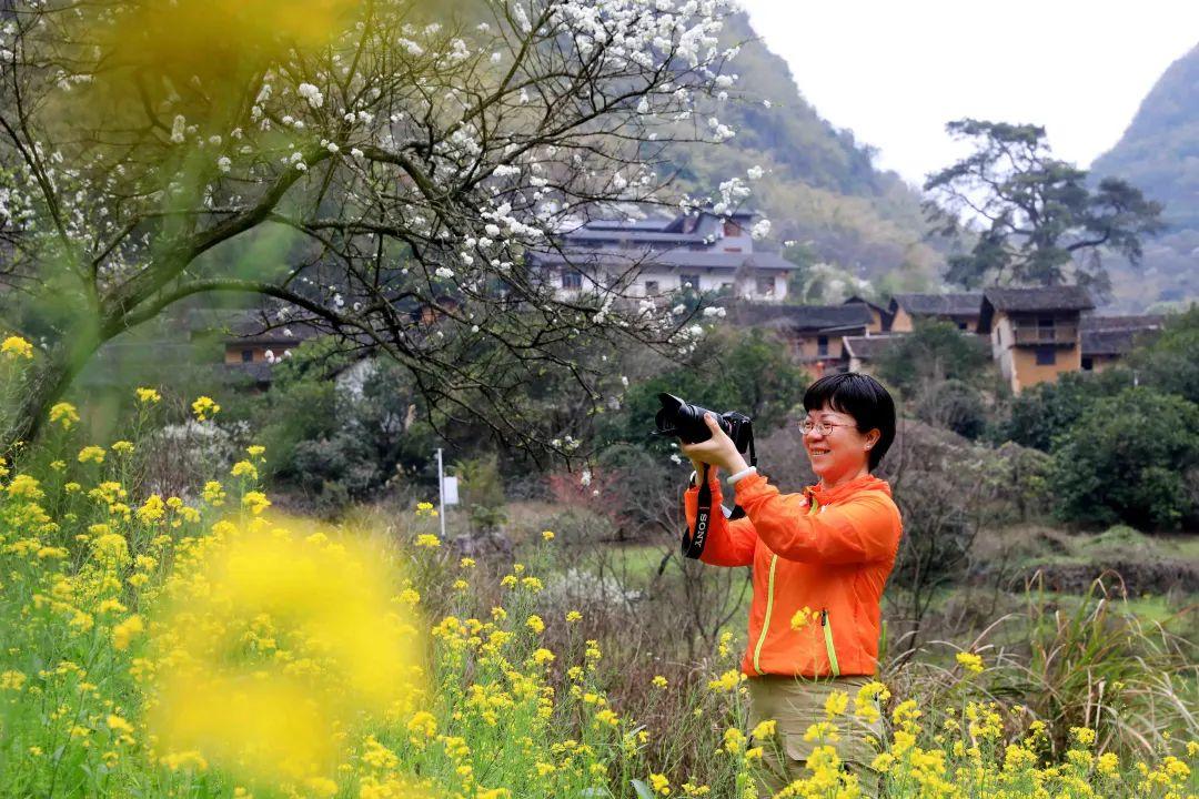 最新，戴口罩出门的重要性及其深远影响